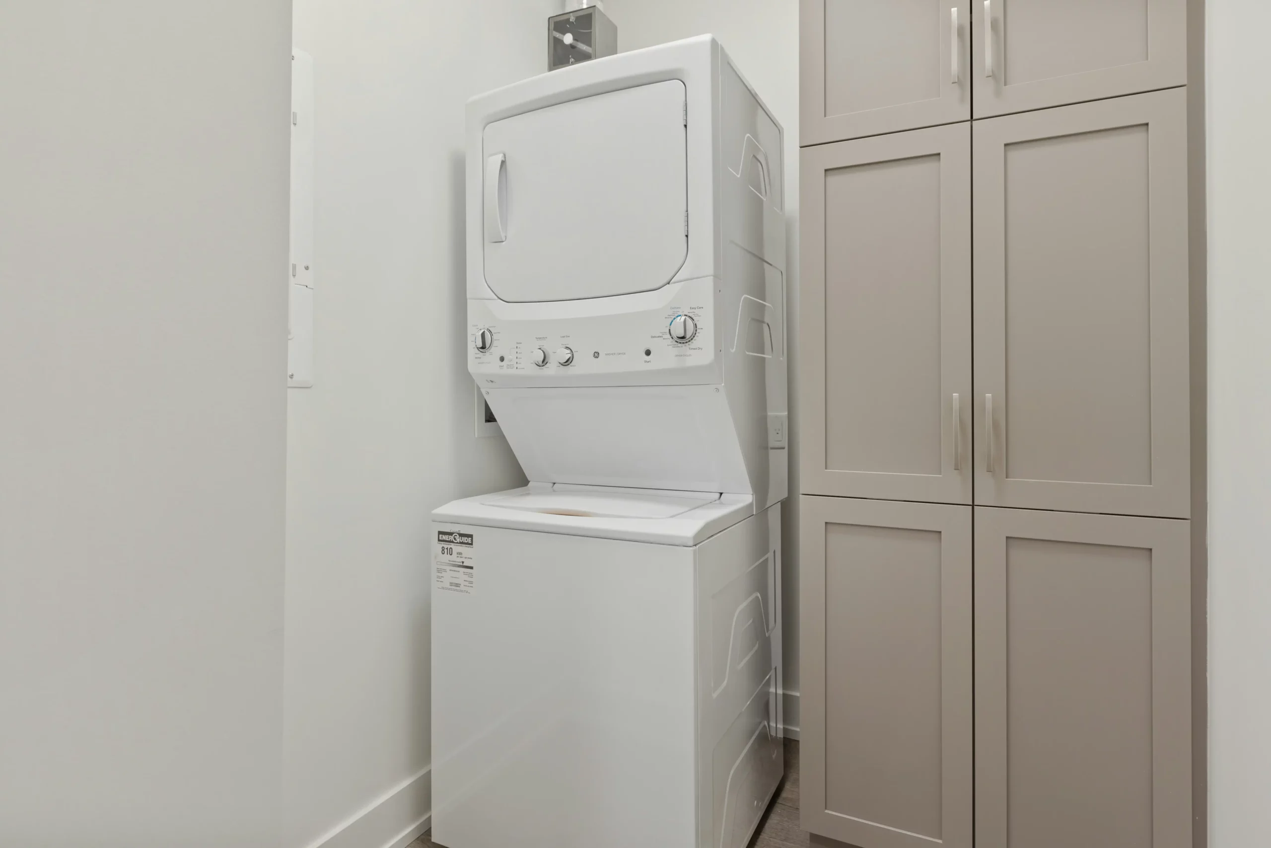 Stackable washer dryer